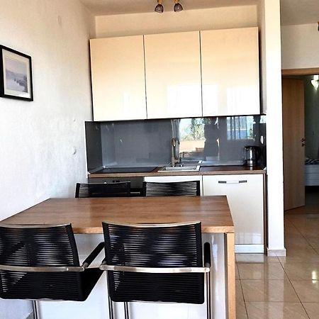 Apartments Maris Starigrad Paklenica Exterior photo