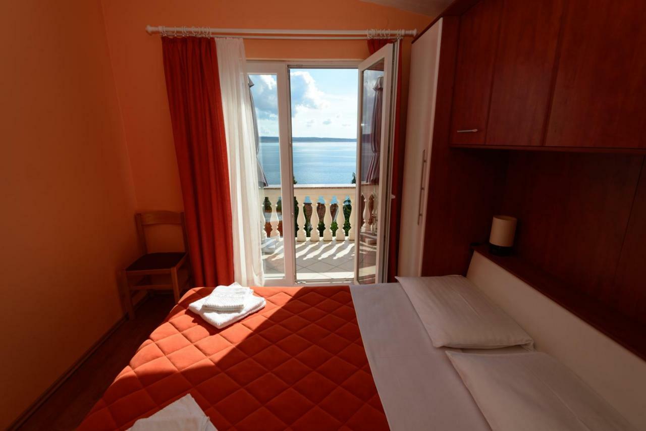 Apartments Maris Starigrad Paklenica Exterior photo